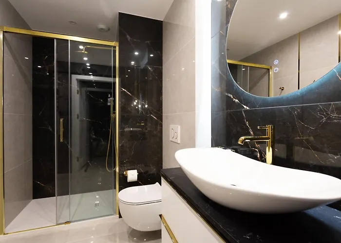 Appartement Golden Apartment, So Close To Rynek! Free Parking Included.