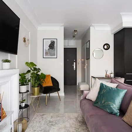 Golden Apartment, So Close To Rynek! Free Parking Included. Appartamento Breslavia