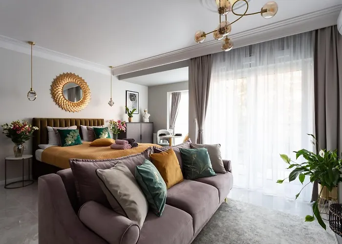 Golden Apartment, So Close To Rynek! Free Parking Included. * Βρότσλαβ